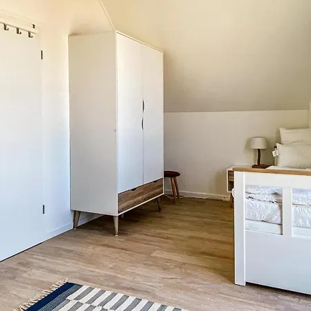 بيت للعطل 2 Bedroom Cozy In