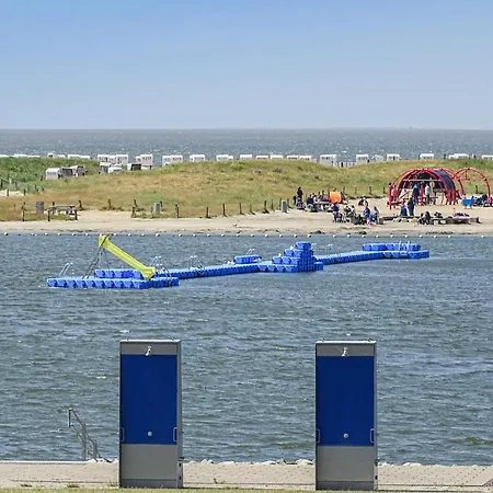 2 Bedroom Cozy In 부숨