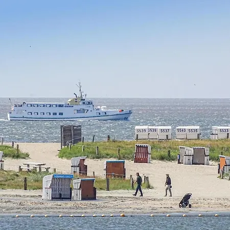 2 Bedroom Cozy In بيت للعطل